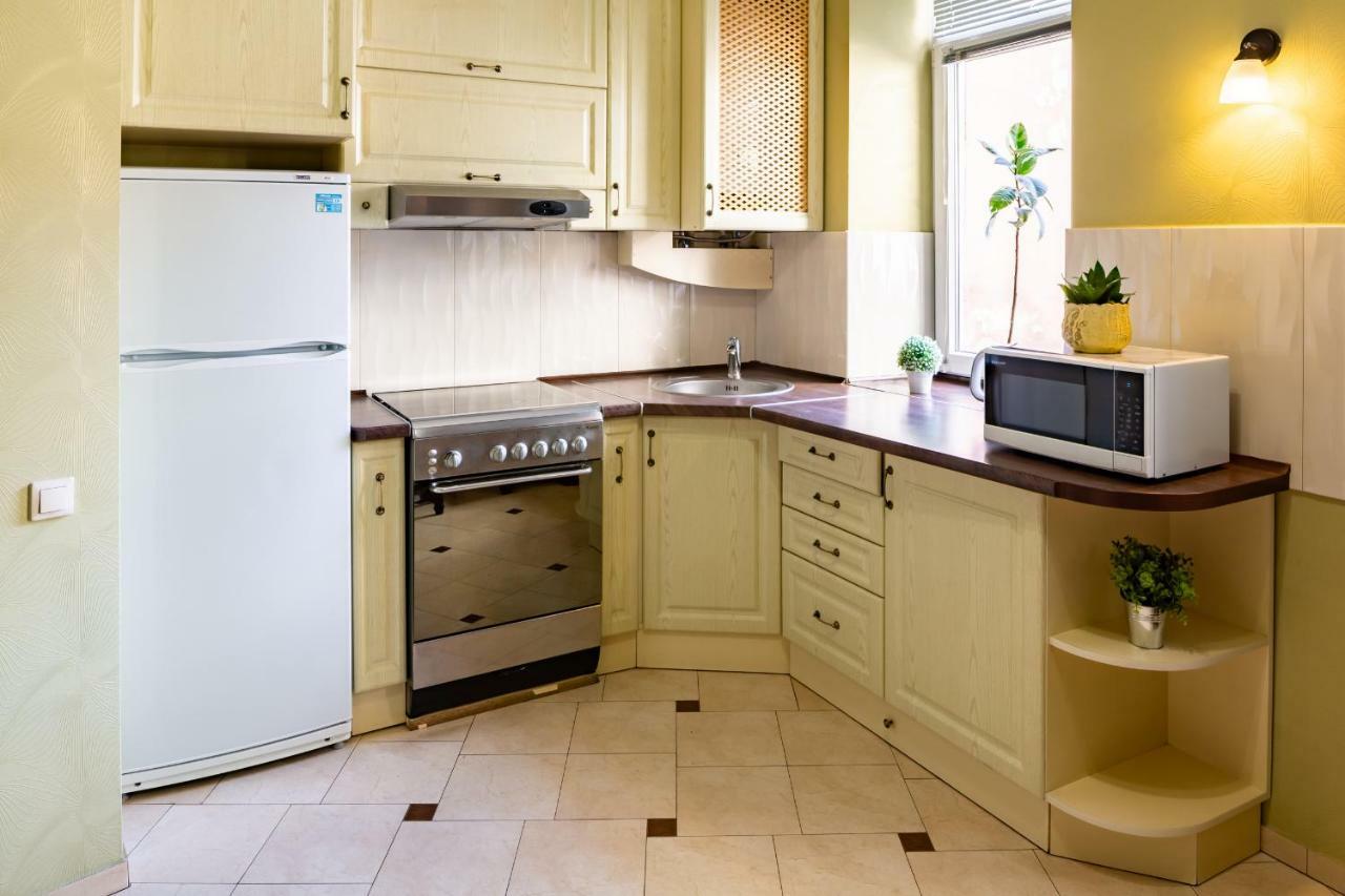 Alfa Apartments Kniazia Romana 11 Lviv Kültér fotó